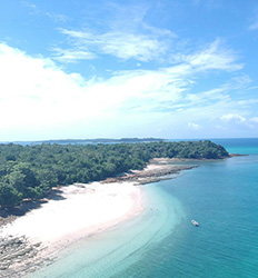 Sonny Island Resort Day Pass in the Pearl Islands