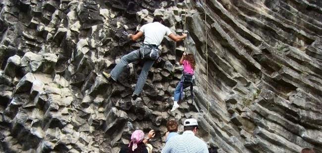 Escalado de Roca & Excursión de Rapel en Boquete