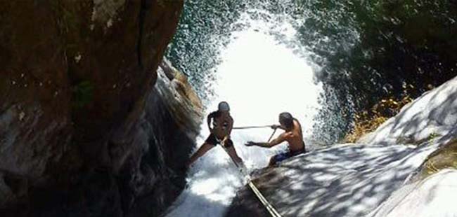 Escalado de Roca & Excursión de Rapel en Boquete