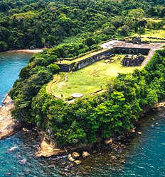Aventura de Océano a Océano en el Canal de Panamá