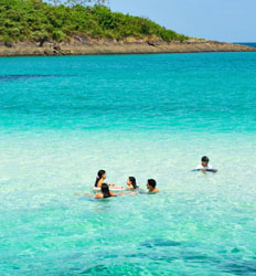 Excursión en Lancha Rápida a Islas las Perlas en Grupo Pequeño
